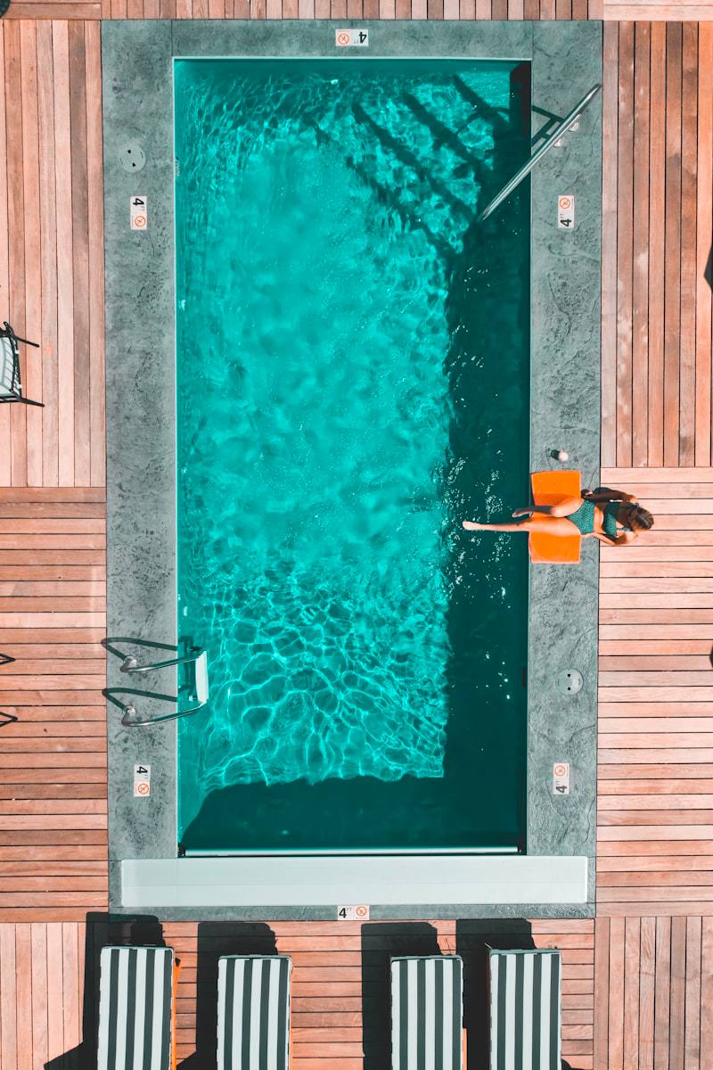 Piscina com Deck